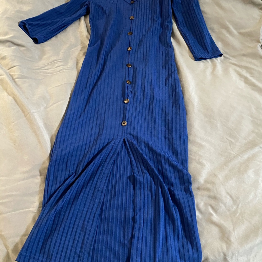 Elegant Blue Button-Down Dress